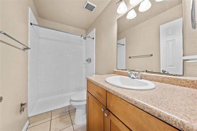 256 LEWFIELD CIRCLE 256, Winter Park, FL 32792