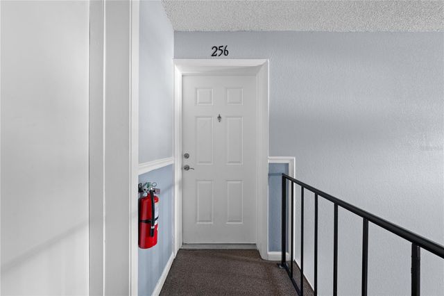 256 LEWFIELD CIRCLE 256, Winter Park, FL 32792