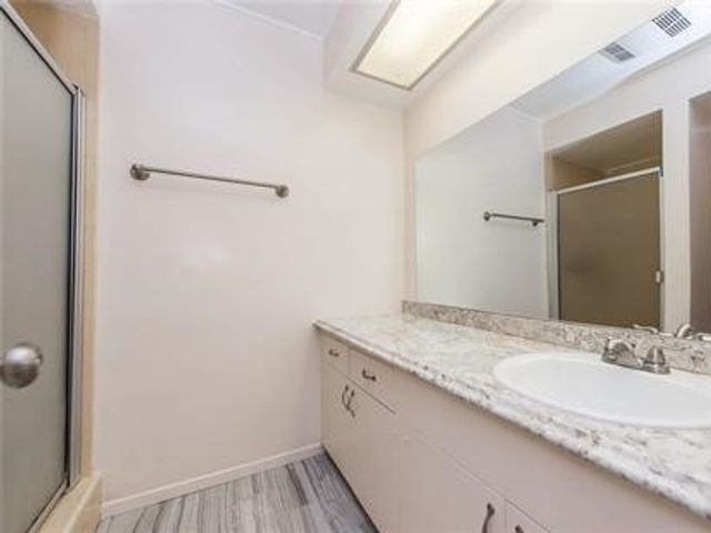 1019 E Walnut Avenue, Orange, CA 92867