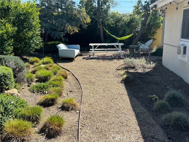1019 E Walnut Avenue, Orange, CA 92867