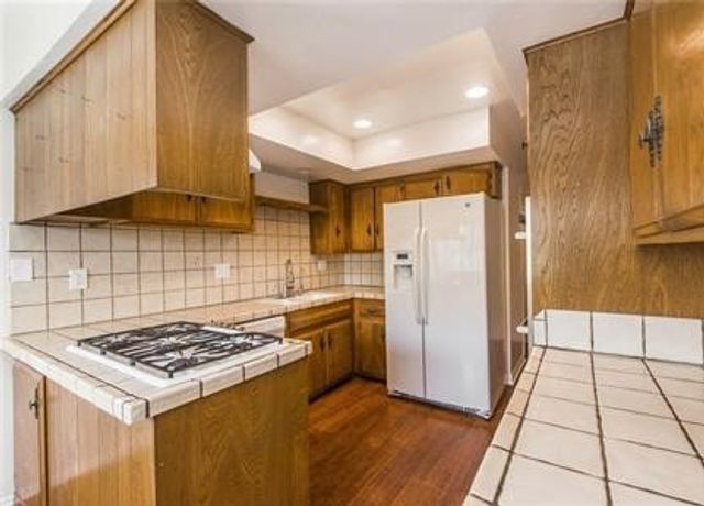 1019 E Walnut Avenue, Orange, CA 92867