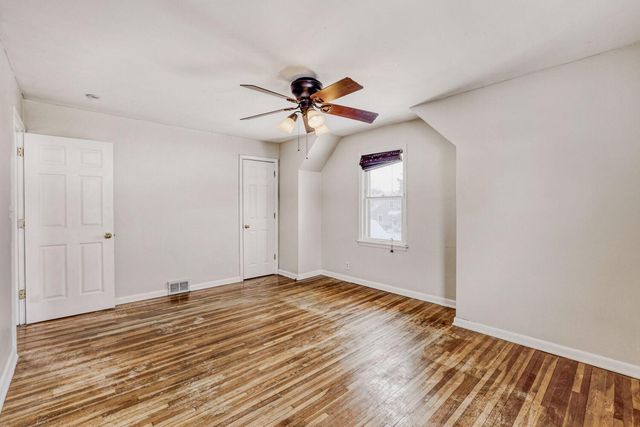 356 5th Avenue S, South Saint Paul, MN 55075