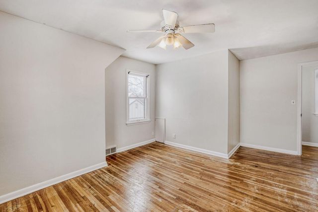 356 5th Avenue S, South Saint Paul, MN 55075