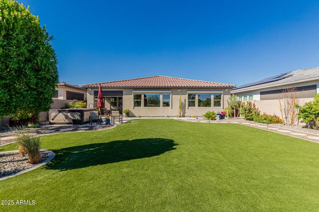 17437 W GUTHRIE Street, Surprise, AZ 85388