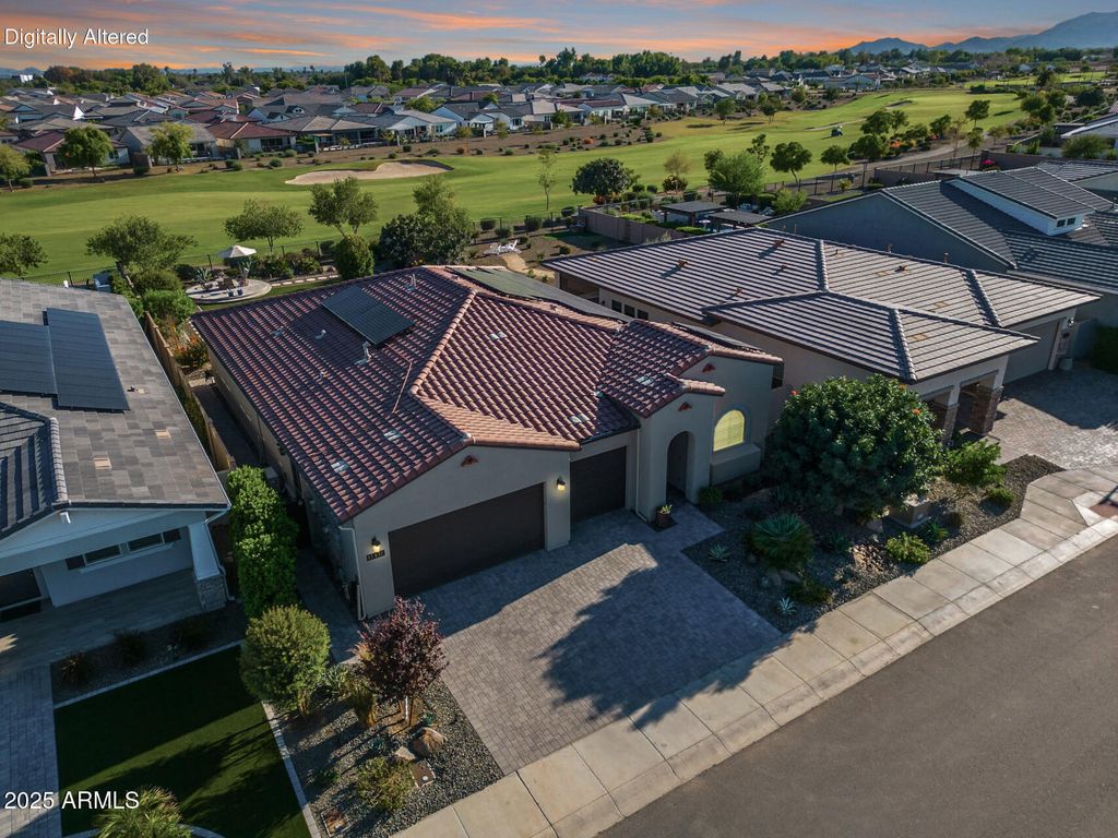 17437 W GUTHRIE Street, Surprise, AZ 85388 — photo 2