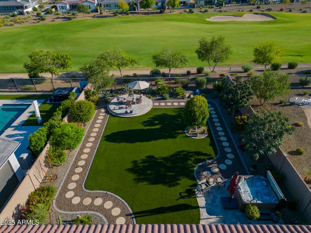 17437 W GUTHRIE Street, Surprise, AZ 85388 — photo 5