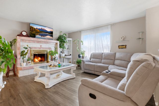 5867 S 2900 W, Roy, UT 84067