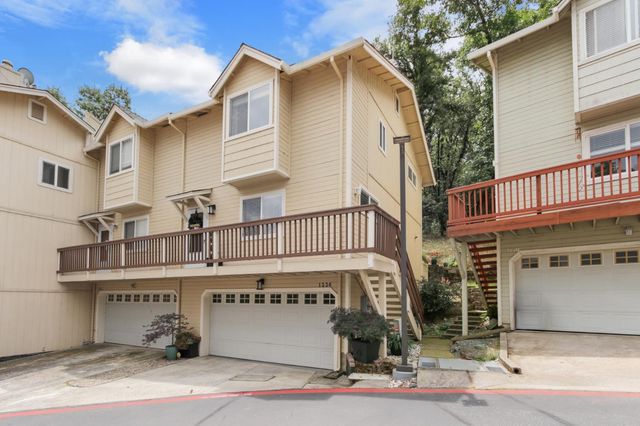1336 Oak Ridge Dr, Colfax, CA 95713