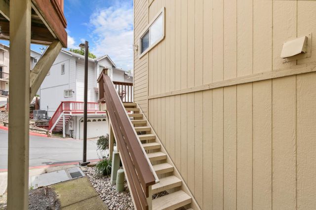 1336 Oak Ridge Dr, Colfax, CA 95713