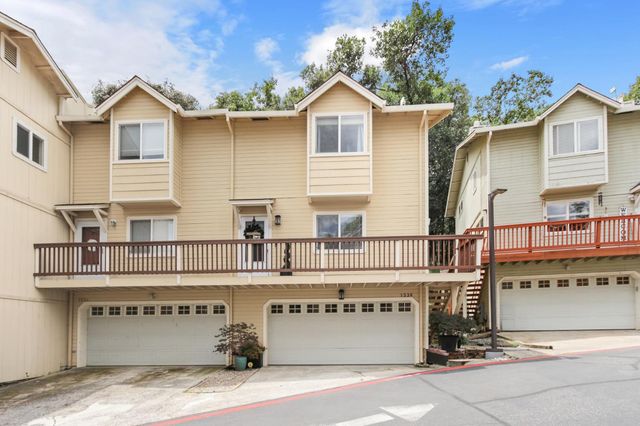 1336 Oak Ridge Dr, Colfax, CA 95713