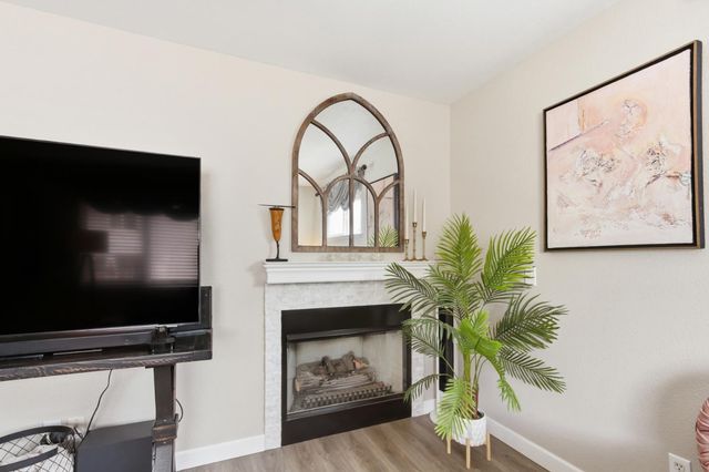 1336 Oak Ridge Dr, Colfax, CA 95713