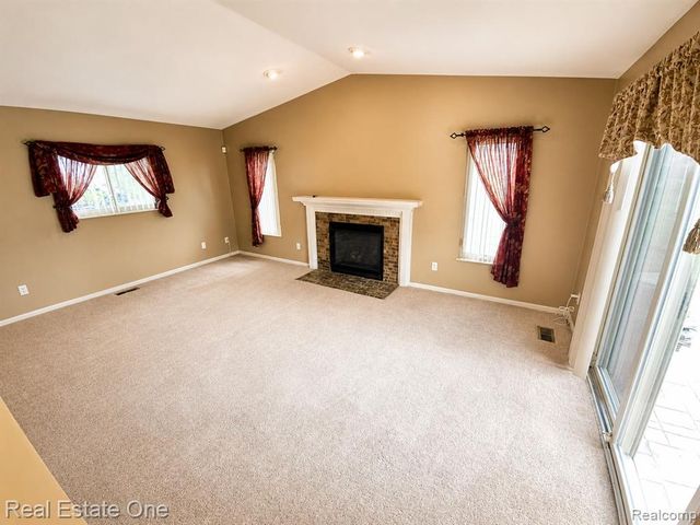 4656 Desert Bridge Court, Highland, MI 48356