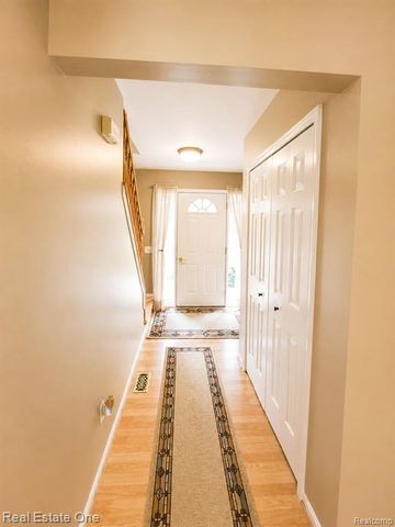 4656 Desert Bridge Court, Highland, MI 48356