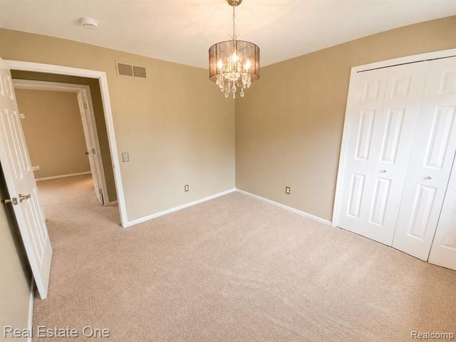 4656 Desert Bridge Court, Highland, MI 48356
