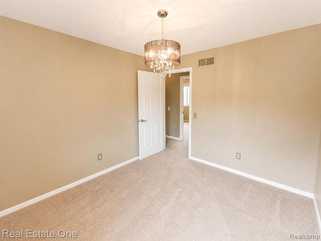 4656 Desert Bridge Court, Highland, MI 48356