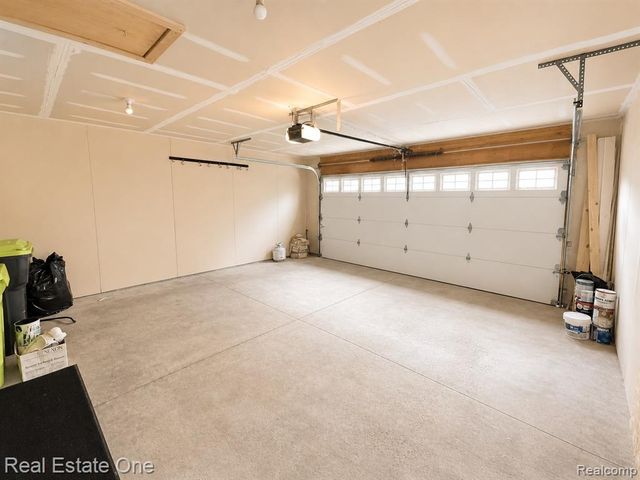 4656 Desert Bridge Court, Highland, MI 48356
