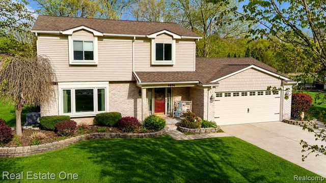 4656 Desert Bridge Court, Highland, MI 48356