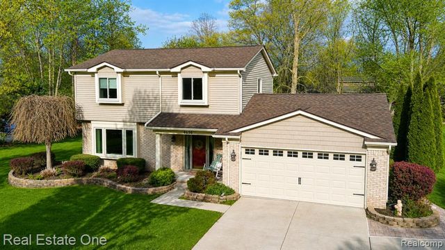 4656 Desert Bridge Court, Highland, MI 48356
