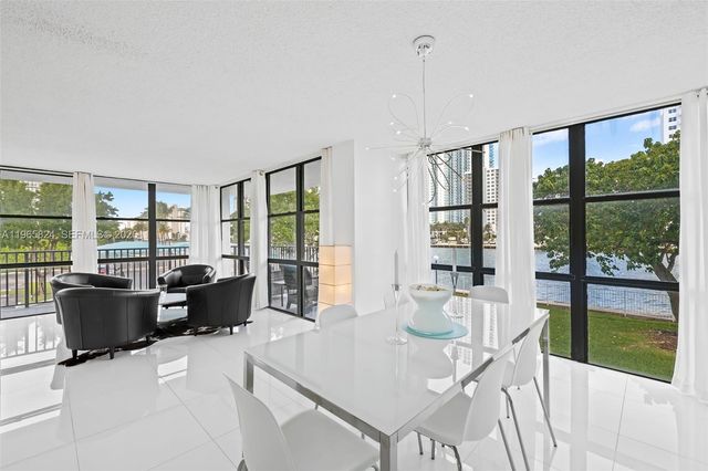 800 Parkview Dr 221, Hallandale Beach, FL 33009