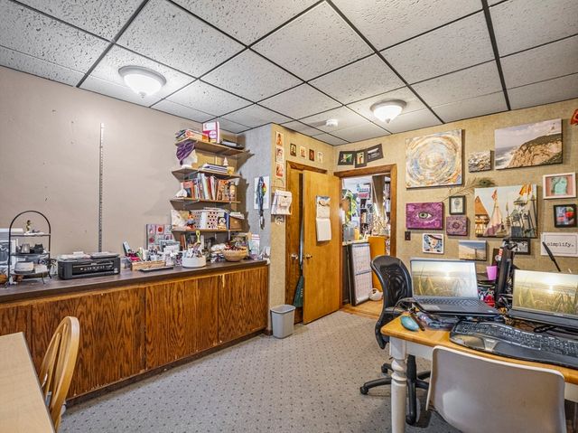 16 Felton St, Woburn, MA 01801