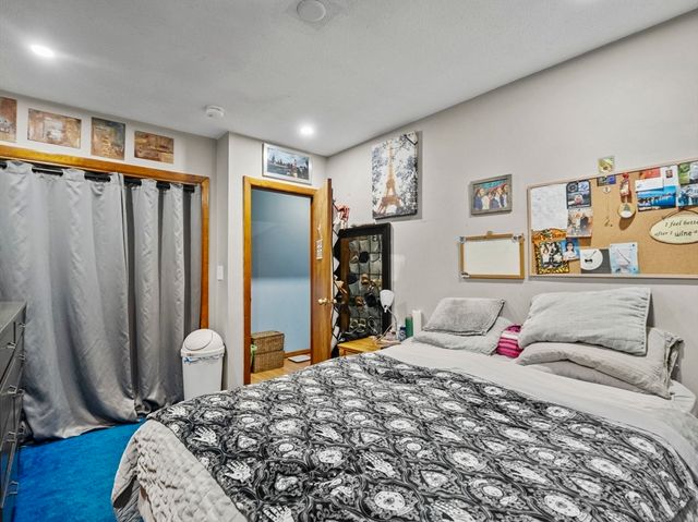 16 Felton St, Woburn, MA 01801