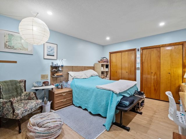 16 Felton St, Woburn, MA 01801