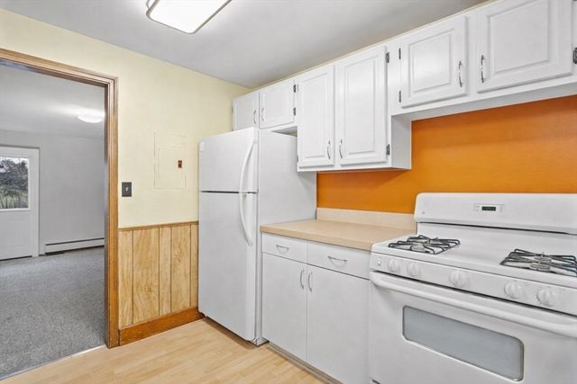 16 Felton St, Woburn, MA 01801