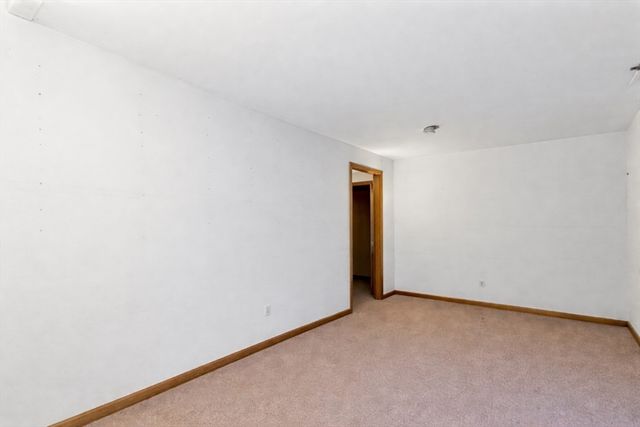 16 Felton St, Woburn, MA 01801