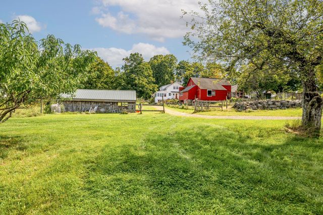 37 Cottage Street, Belchertown, MA 01007