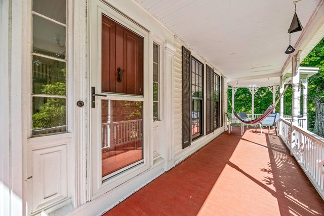 37 Cottage Street, Belchertown, MA 01007
