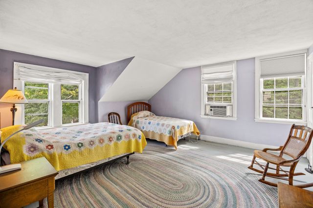 37 Cottage Street, Belchertown, MA 01007