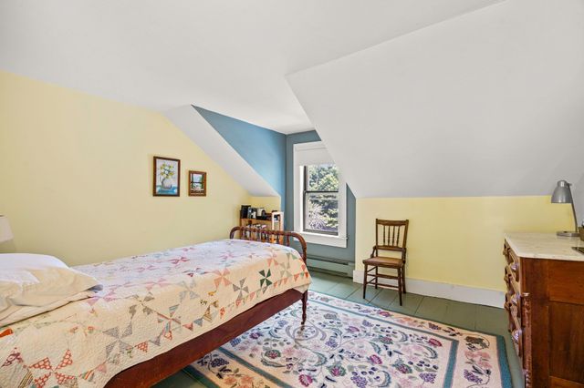 37 Cottage Street, Belchertown, MA 01007