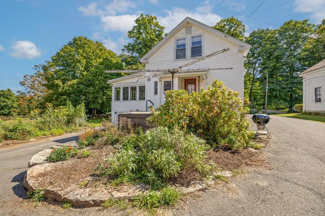 37 Cottage Street, Belchertown, MA 01007