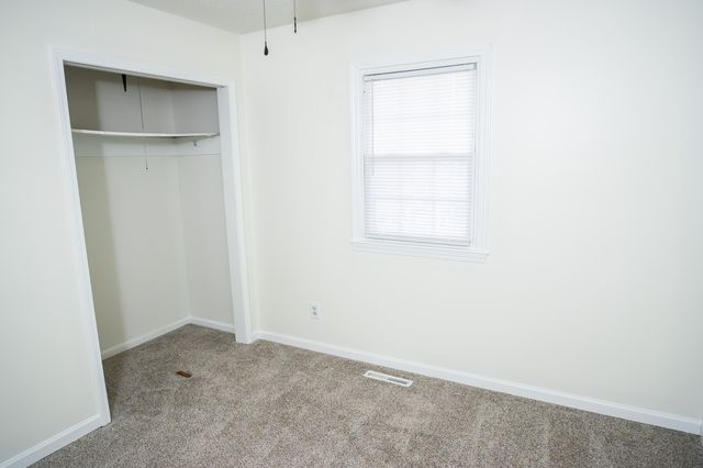 3151 W Marty Street, Springfield, MO 65810