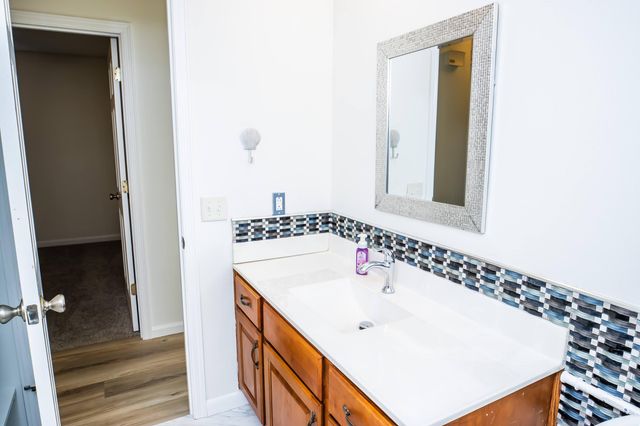 3151 W Marty Street, Springfield, MO 65810