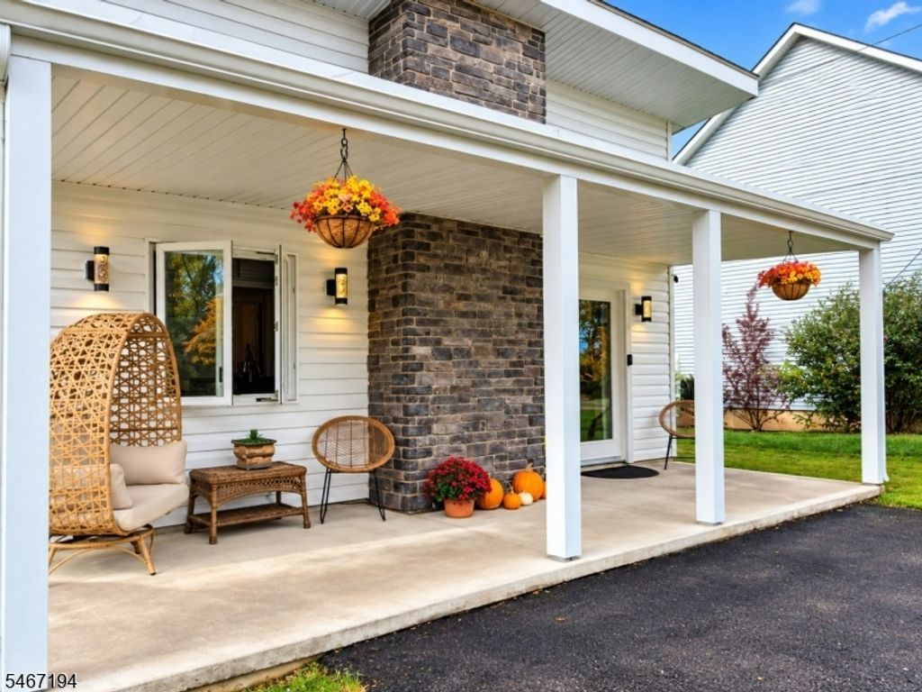 301 Foch Blvd, Pohatcong Twp., NJ 08865 — photo 4