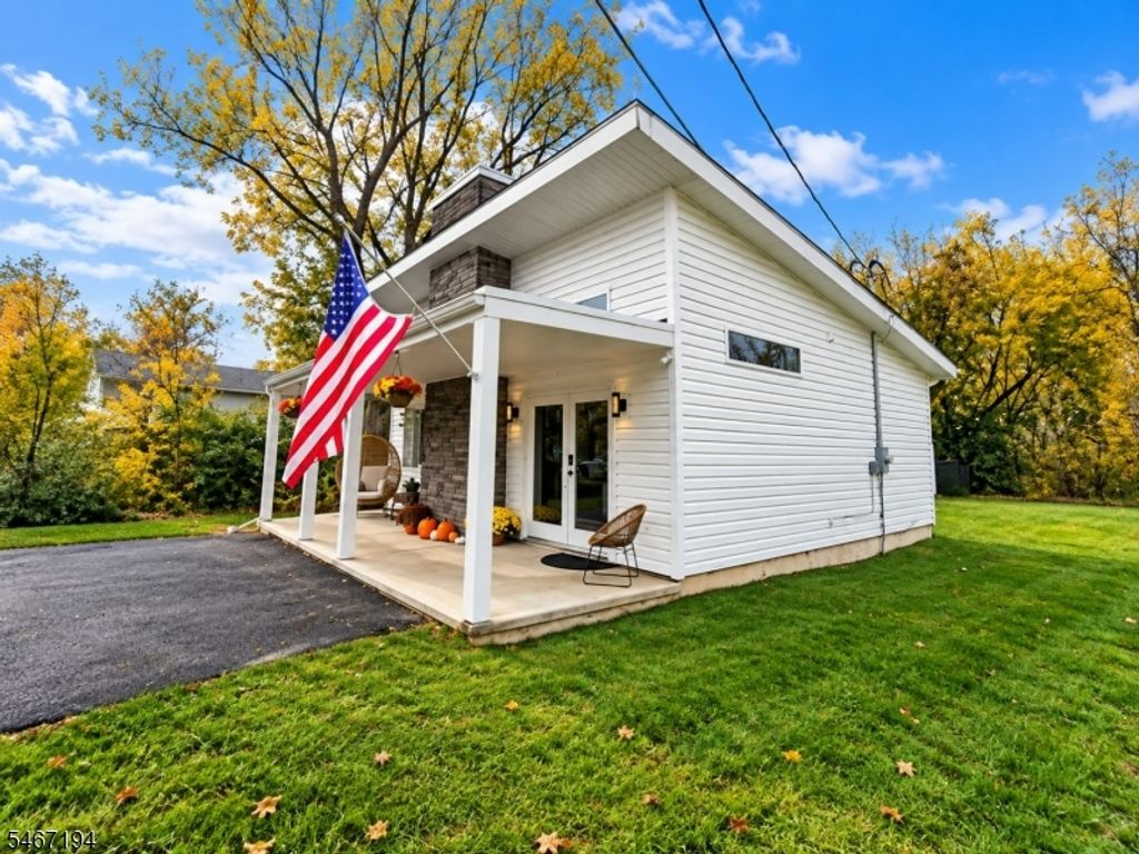 301 Foch Blvd, Pohatcong Twp., NJ 08865 — photo 5