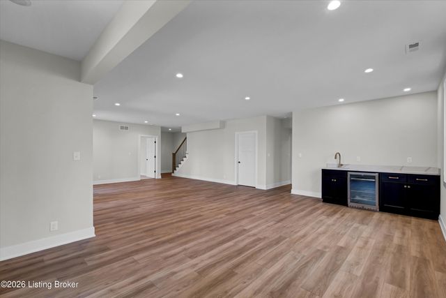 207 Cherry Hill Rd, Pewee Valley, KY 40056