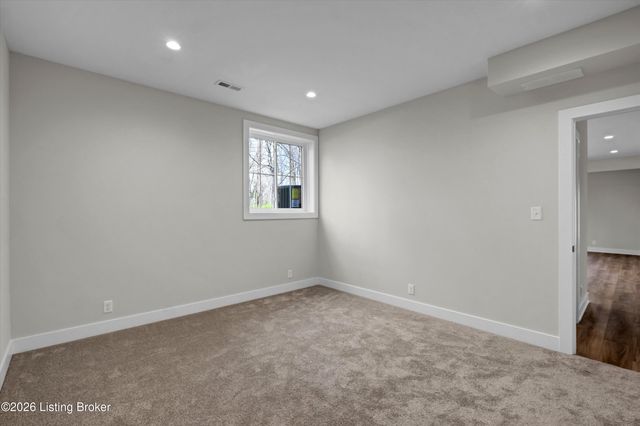 207 Cherry Hill Rd, Pewee Valley, KY 40056