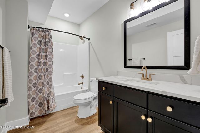 207 Cherry Hill Rd, Pewee Valley, KY 40056