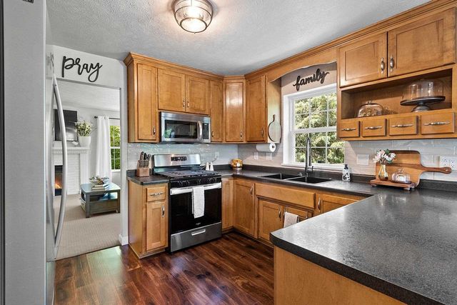 3154 HIGH COUNTRY COURT, Green Bay, WI 54313