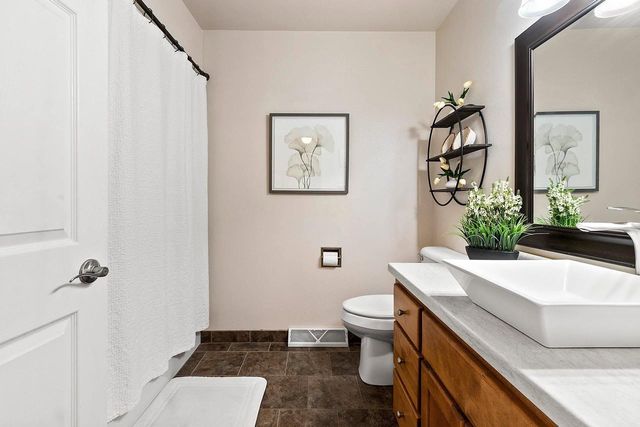 3154 HIGH COUNTRY COURT, Green Bay, WI 54313