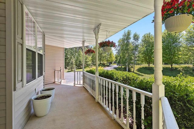 3154 HIGH COUNTRY COURT, Green Bay, WI 54313