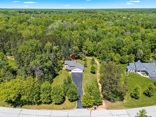 3154 HIGH COUNTRY COURT, Green Bay, WI 54313