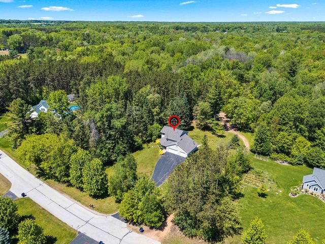 3154 HIGH COUNTRY COURT, Green Bay, WI 54313