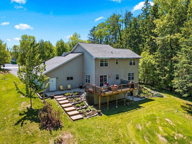 3154 HIGH COUNTRY COURT, Green Bay, WI 54313