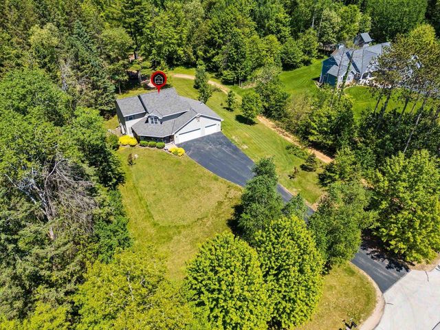 3154 HIGH COUNTRY COURT, Green Bay, WI 54313