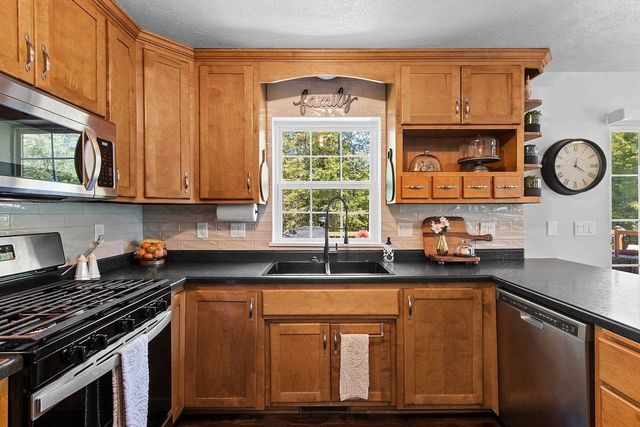 3154 HIGH COUNTRY COURT, Green Bay, WI 54313