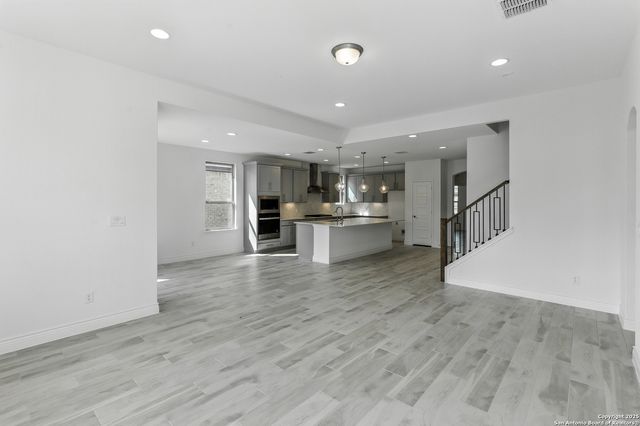 1408 Halletsville, San Antonio, TX 78253