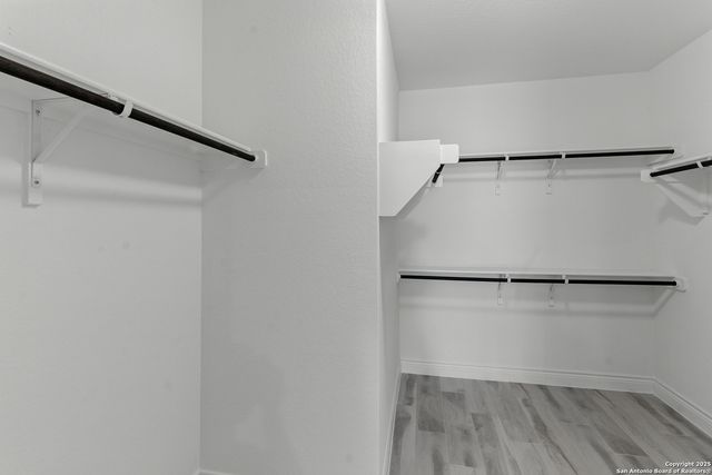 1408 Halletsville, San Antonio, TX 78253